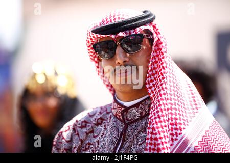 Sakhir, Bahrain. 25. März 2022. Locals, F1 Grand Prix of Bahrain auf dem Bahrain International Circuit am 25. März 2022 in Sakhir, Bahrain. (Foto von HIGH TWO) Quelle: dpa/Alamy Live News Stockfoto