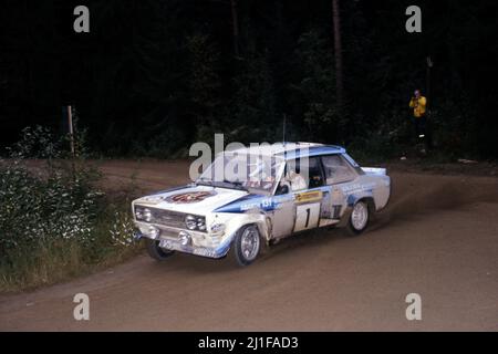 Markku Alen (FIN) Ilkka Kivimaki (FIN) Fiat 131 Abarth GR4 Fiat Auto 2. Position Stockfoto