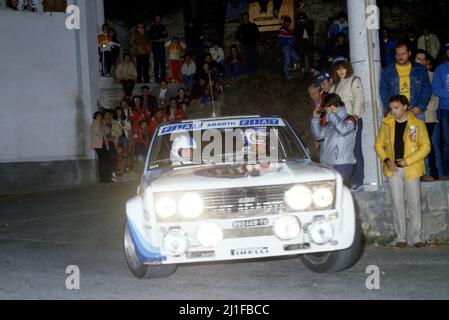 Markku Alen (FIN) Ilkka Kivimaki (FIN) Fiat 131 Abarth GR4 Fiat Auto Stockfoto