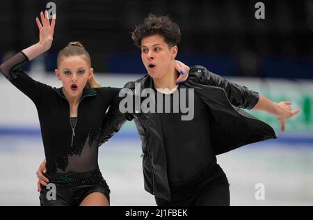 Sud de France Arena, Montpellier, Frankreich. 25. März 2022. Solene Mazingue und Marko Jevgeni Gaidajenko aus Estland während des Pairs Ice Dance, der Eiskunstlauf-Weltmeisterschaft in der Sud de France Arena, Montpellier, Frankreich. Kim Price/CSM/Alamy Live News Stockfoto