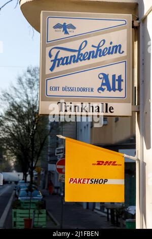 Paketshop in einem Geschäft an der Ecke Stockfoto