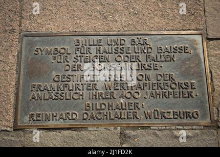 Informationstafel über Bullen und Bären an der Börse, Frankfurt, Hessen, Deutschland Stockfoto