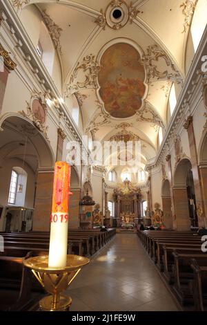 Innenansicht der St. Blasius Kirche in Fulda, Hessen, Deutschland Stockfoto