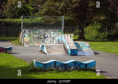 Essen, Nordrhein-Westfalen, Deutschland - Skater Park im Emscherpark. Stockfoto