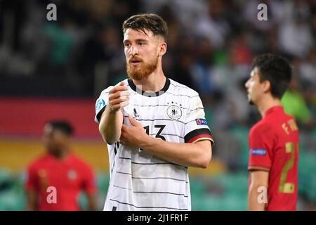 ARCHIVFOTO: Salih Oezcan will für die Türkei spielen. Salih Oezcan (GER), Geste, Aktion, Einzelbild, Einzelmotiv ausschneiden, Halbe Figur, halbe Figur. Deutschland (GER)-Portugal (POR) 1-0, Fußball U-21, FINALE der UEFA Under21 Europameisterschaft 2021 in Ungarn/Slowenien am 6.. Juni 2021 in Ljubljana, Stozice Stadium. Â Stockfoto