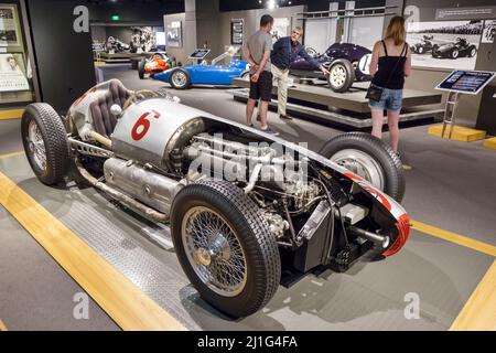 Florida, Süd, Neapel, REVS Institute of Automotive Research, Automobil, Autoautos, Museum, Miles Collier, Privatsammlung, seltene Automobile, Rennwagen, Vintag Stockfoto