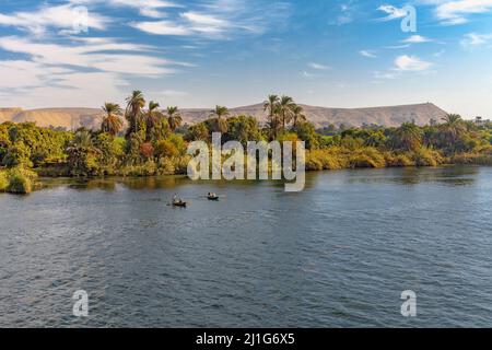 Zwei Ruderboote auf dem Nil Stockfoto