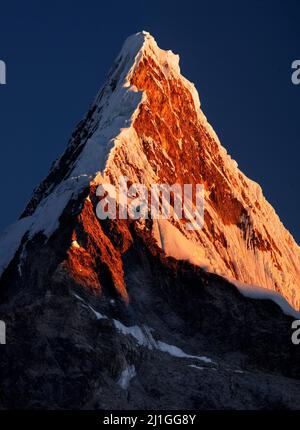 Nevado Artesonraju, Cordillera Blanca, Peru Stockfoto