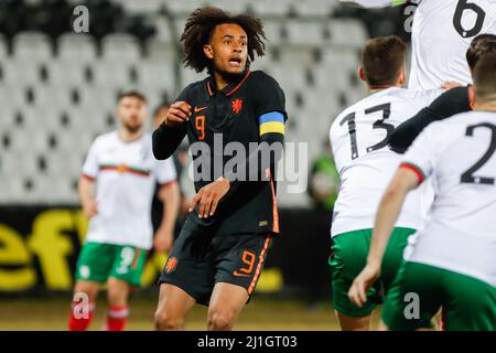 Sofia, Bulgarien. 25. März 2022. SOFIA, BULGARIEN - 25. MÄRZ: Joshua Zirkzee aus den Niederlanden U23 während des EM 2023 Qualifikationsspiel zwischen Bulgarien U23 und den Niederlanden U23 im Slavia Stadion am 25. März 2022 in Sofia, Bulgarien (Foto von Nikola Krstic/Orange Picics) Credit: Orange Pics BV/Alamy Live News Stockfoto