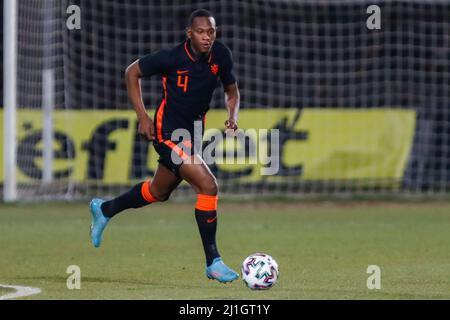 Sofia, Bulgarien. 25. März 2022. SOFIA, BULGARIEN - 25. MÄRZ: Neraysho Kasanwirjo aus den Niederlanden U23 während des EM 2023 Qualifikationsspiel zwischen Bulgarien U23 und den Niederlanden U23 im Slavia Stadion am 25. März 2022 in Sofia, Bulgarien (Foto von Nikola Krstic/Orange Picics) Credit: Orange Pics BV/Alamy Live News Stockfoto