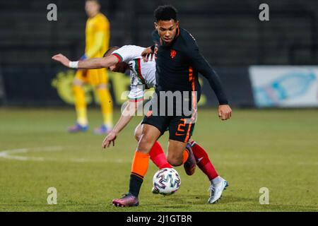Sofia, Bulgarien. 25. März 2022. SOFIA, BULGARIEN - 25. MÄRZ: Milan van Ewijk aus den Niederlanden U23 während des EM 2023 Qualifikationsspiel zwischen Bulgarien U23 und den Niederlanden U23 im Slavia Stadion am 25. März 2022 in Sofia, Bulgarien (Foto von Nikola Krstic/Orange Picics) Credit: Orange Pics BV/Alamy Live News Stockfoto