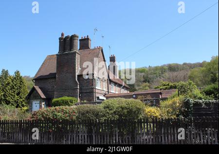 Aldbury Village in Spring, Hertfordshire, England, Großbritannien Stockfoto