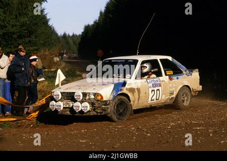 Malcom Wilson (GBR) Phil Short (GBR) Ford Escort RS1600i GRA British Junior Rally Team Stockfoto