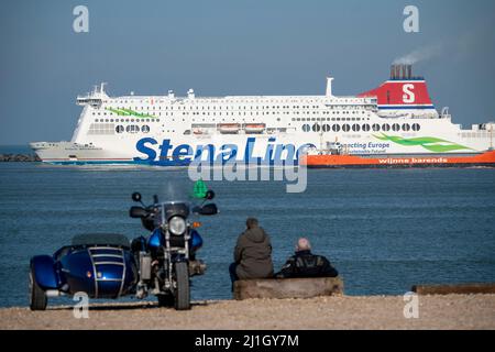 Fracht- und Passagierfähre der Stena Line, Stena Britannica, die zwischen Hook van Holland und Harwich in Großbritannien verkehrt, Achterbahn Sea-River Liner 3700, von Wijn Stockfoto