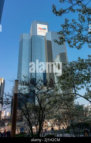 Paris, La Défense, Frankreich, French Energy Corporation, „Total Energies“, Business Center, Bürogebäude, Tower Total Stockfoto