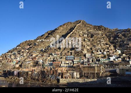 Kabul, Afghanistan. 26.. Februar 2022. (2/26/2022) Kabul, Afghanistan, Februar März 2022. Stadtbild kabul. (Foto: Teun Voeten/Sipa USA) Quelle: SIPA USA/Alamy Live News Stockfoto