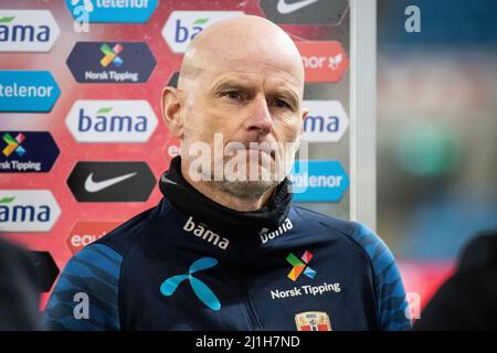 Oslo, Norwegen. 25. März 2022. Cheftrainer Staale Solbakken aus Norwegen gesehen nach dem Fußballfreundschaftsspiel zwischen Norwegen und der Slowakei im Ullevaal Stadion in Oslo. (Foto: Gonzales Photo/Alamy Live News Stockfoto