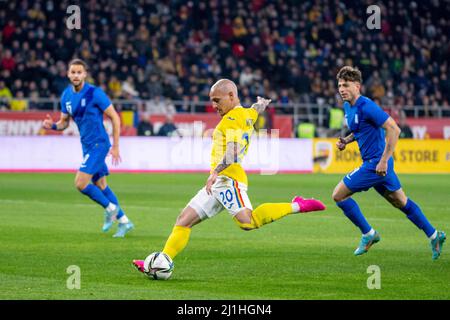 Bukarest, Rumänien. 25. März 2022. Ionut Mitrita #20 von Rumänien während des Freundschaftsspiel zwischen den Nationalmannschaften Rumäniens und Griechenlands im Stadion „Steaua“ in Bukarest, Rumänien. 25.03.2022. Foto: Copyright 2020, Quelle: Cronos/Alamy Live News Stockfoto