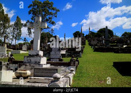 Grab auf dem historischen Toowong Friedhof in Brisbane Australien Stockfoto