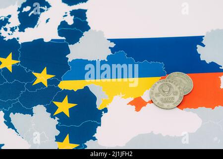 Münzen der ehemaligen sowjetunion symbolisieren den Traum von einer Wiederbelebung der sowjetischen Ära Stockfoto