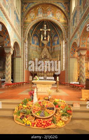 Erntefest in der Stadtkirche St. Marien in Gengenbach, Baden-Württemberg, Deutschland Stockfoto