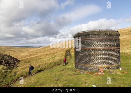 Luftschacht über dem Blea Moor-Tunnel auf der Selle to Carlisle Railway, Yorkshire Dales, Großbritannien Stockfoto