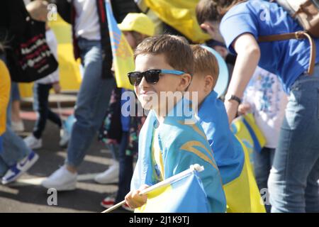 London, Großbritannien. 26.. März 2022: London steht mit der Ukraine March und Vigil Credit: Ollie Cole/Alamy Live News Stockfoto