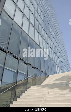 Düsseldorf März 2022: Medienhafen der Landeshauptstadt Nordrhein-Westfalen Stockfoto