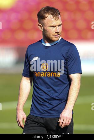 GATESHEAD, GROSSBRITANNIEN. MÄR 26. Gateshead's Adam Campbell während des Vanarama National League North-Spiels zwischen Gateshead und Bradford Park Avenue am Samstag, 26.. März 2022 im Gateshead International Stadium, Gateshead. (Kredit: Michael Driver | MI Nachrichten) Kredit: MI Nachrichten & Sport /Alamy Live Nachrichten Stockfoto