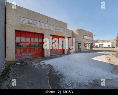 Verlassene Tankstelle im Zentrum von Olds, Alberta, Kanada Stockfoto