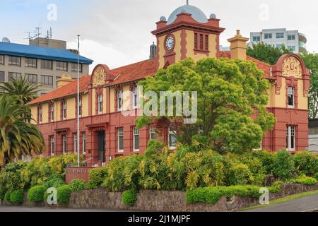 Das alte Postgebäude in Tauranga, Neuseeland. Dieses edwardianische Barockgebäude stammt aus dem Jahr 1906 Stockfoto