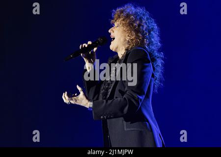 24. März 2022, Bergamo, Provincia di Bergamo, Italien: Fiorella Mannoia Live-Konzert im Creberg Teatro. (Bild: © Andrea Ripamonti/Pacific Press via ZUMA Press Wire) Stockfoto