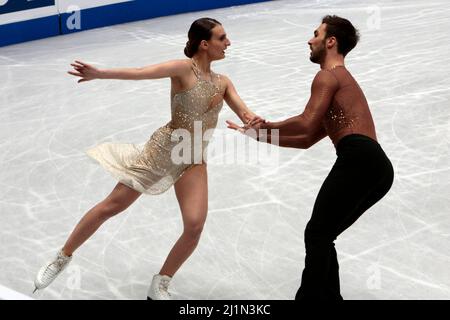 Gabriella Papadakis, die Goldmedaillengewinnerin Frankreichs, und Guillaume Cizeron treten am 27. März 2022 beim Eiskunstlauf-Event der ISU 2022 in Montpellier, Südfrankreich, auf.Foto von Patrick Aventurier/ABACAPRESS.COM Stockfoto