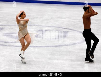 Gabriella Papadakis, die Goldmedaillengewinnerin Frankreichs, und Guillaume Cizeron treten am 27. März 2022 beim Eiskunstlauf-Event der ISU 2022 in Montpellier, Südfrankreich, auf.Foto von Patrick Aventurier/ABACAPRESS.COM Stockfoto