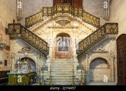 Burgos, Spanien - 15. Juni 2018: Die Goldene Leiter (Escalera Dorada) in der Kathedrale Santa Maria Stockfoto