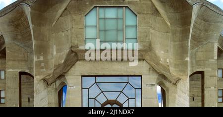 Goetheanum Building, Dornach, Schweiz. Detail der Frontfassade Stockfoto