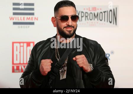 Dortmund, Deutschland. 26. Mär, 2022. firo : 26.. März 2022, Boxen, Boxen, WM-Qualifikationskampf Felix Sturm und Istvan SZILI Rapper Credit: dpa/Alamy Live News Stockfoto