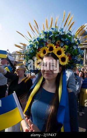 Am 26. 2022. März: „London steht mit der Ukraine“, rief Sadiq Khan, Bürgermeister von London, dazu auf, Solidarität mit den Menschen zu zeigen, die von Putins Rus angegriffen werden Stockfoto