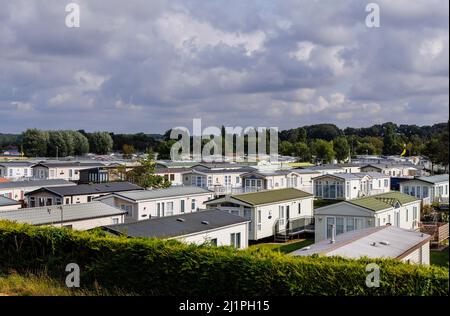 Heacham Beach Holiday Park Mobilheim-Site in Heacham, einem Küstendorf im Westen von Norfolk, England, mit Blick auf die Wash Stockfoto