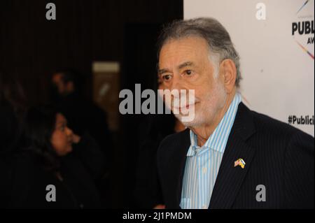 Francis Ford Coppola trägt einen Ukraine Pin an die Gilde der internationalen Kinematographen-Publizistin in Los Angeles 3.25.2022, Fotos von Nadja Sayej Stockfoto