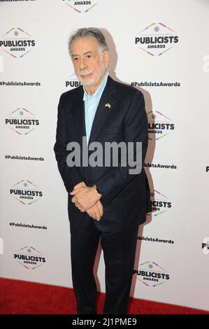 Francis Ford Coppola trägt einen Ukraine Pin an die Gilde der internationalen Kinematographen-Publizistin in Los Angeles 3.25.2022, Fotos von Nadja Sayej Stockfoto