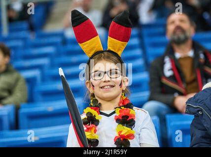 Sinsheim, Deutschland. 26. März 2022. DFB-Fans im Freundschaftsspiel DEUTSCHLAND - ISRAEL 2-0 Vorbereitung auf die WM 2022 in Katar, Saison 2021/2022, am 26. März 2022 in Sinsheim, Deutschland. © Peter Schatz / Alamy Live News Credit: Peter Schatz/Alamy Live News Stockfoto