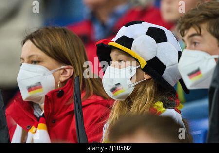 Sinsheim, Deutschland. 26. März 2022. DFB-Fan im Freundschaftsspiel DEUTSCHLAND - ISRAEL 2-0 Vorbereitung auf die WM 2022 in Katar, Saison 2021/2022, am 26. März 2022 in Sinsheim, Deutschland. © Peter Schatz / Alamy Live News Credit: Peter Schatz/Alamy Live News Stockfoto