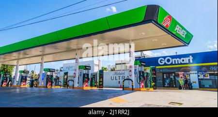 Playa del Carmen Mexiko 04. Februar 2022 Mexican GOmart Shop Store an der Pemex Tankstelle in Playa del Carmen in Quintana Roo Mexiko. Stockfoto