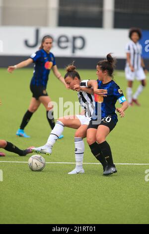 Arianna Caruso von Juventus Women während des Fußballspiels der italienischen Damenmeisterschaft der Serie A TimVision zwischen dem FC Juventus und dem FC Internazionale am 27. März 2022 im Juventus Training Center in Vinovo bei Turin, Italien - Foto Nderim Kaceli / DPPI Stockfoto