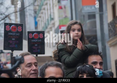 Madrid, Spanien. 26. März 2022. Konzentration der extremen Rechten: Das Gesetz gegen geschlechtsspezifische Gewalt ist ein "Scheitern", weil immer noch Frauen ermordet werden. (Foto von Alberto Sibaja/Pacific Press) Quelle: Pacific Press Media Production Corp./Alamy Live News Stockfoto