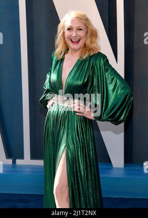 Beverly Hills, USA. 27. März 2022. Patricia Clarkson läuft auf dem roten Teppich bei der Vanity Fair Oscar Party 2022, die am 27. März 2022 im Wallis Annenberg Center for the Performing Arts in Beverly Hills, CA, stattfand. (Foto von Anthony Behar/Sipa USA) Quelle: SIPA USA/Alamy Live News Stockfoto