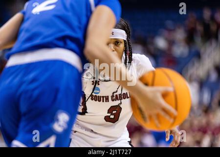 Greensboro, NC, USA. 27. Mär, 2022. Das NCAA Women's Basketball Tournament 2022 im Greensboro Coliseum in Greensboro, NC. (Scott Kinser/Cal Sport Media). Kredit: csm/Alamy Live Nachrichten Stockfoto