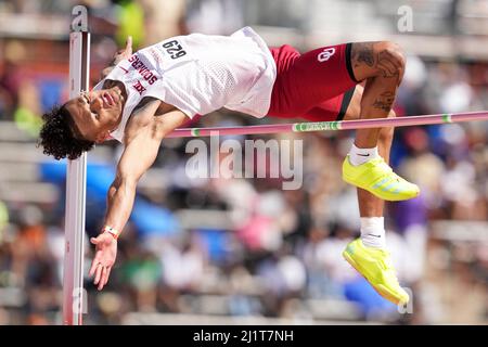 Vernon Turner aus Oklahoma gewinnt den Hochsprung bei 7-6 1/2 (2,30m) während der 94. Clyde Littlefield Texas Relays, Samstag, den 26. März 2022, in Austin, Te Stockfoto