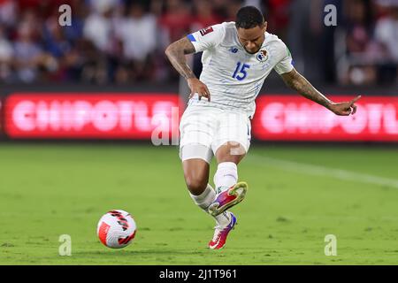 Orlando, Florida, USA. 27. März 2022: Panama-Verteidiger ERIC DAVIS (15) macht beim Qualifikationsspiel der USMNT gegen Panama CONCACAF FIFA Fußball-Weltmeisterschaft am 27. März 2022 im Exploria Stadium in Orlando, FL, einen Pass. (Bild: © Cory Knowlton/ZUMA Press Wire) Bild: ZUMA Press, Inc./Alamy Live News Stockfoto